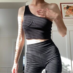 Black One-Shoulder Ribbed Crop Top